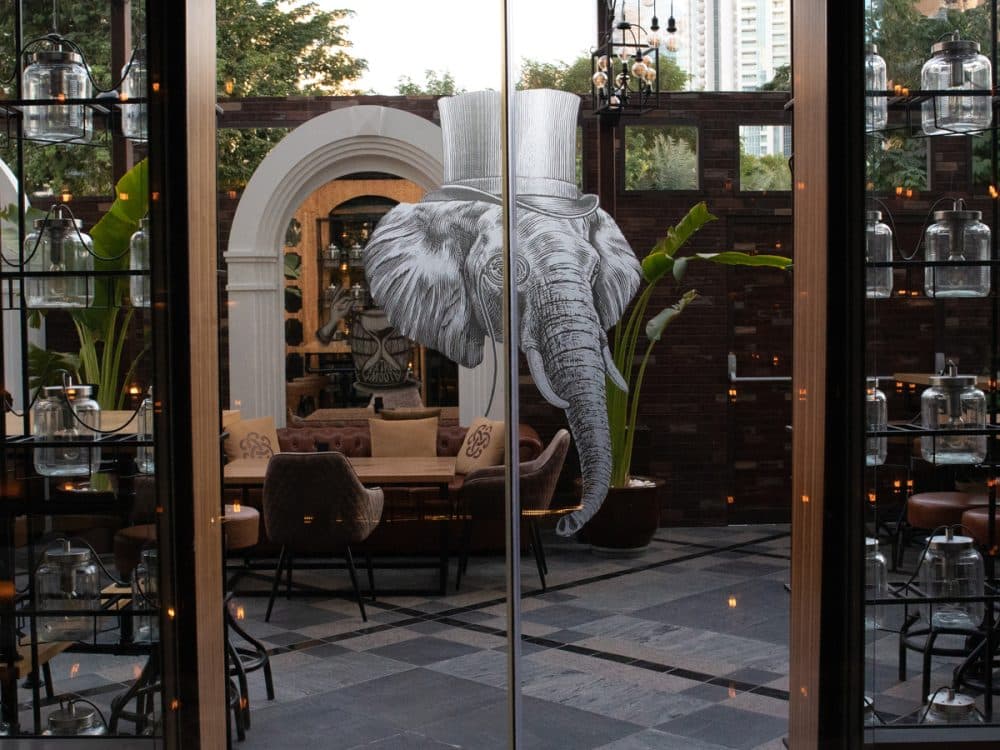 Kick Off Euro At The Eloquent Elephant At Taj Dubai Time Out Dubai