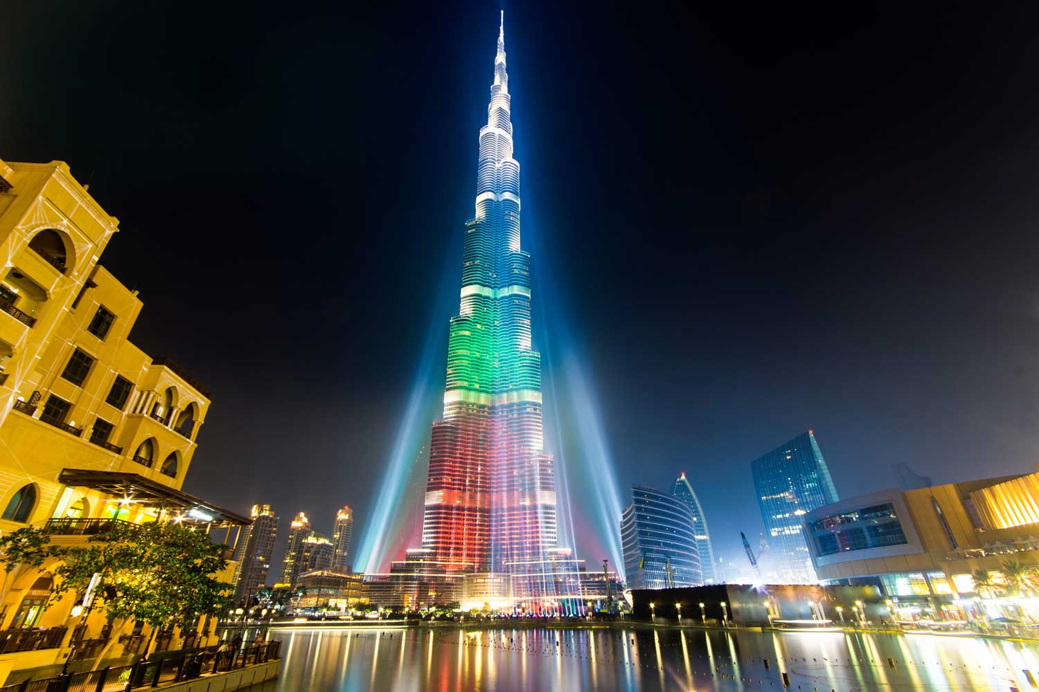 Dubais Burj Khalifa Named As One Of The Insta Wonders Of The World