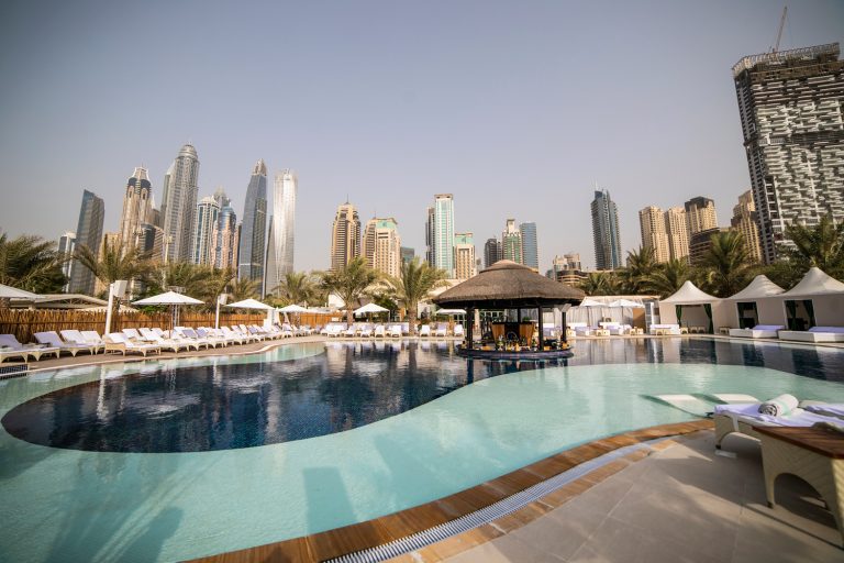 All The Best Outdoor Brunches In Dubai To Try