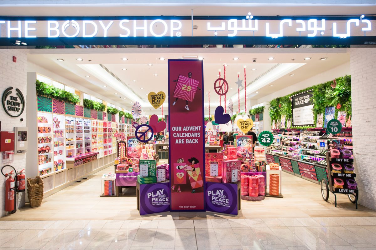 MAKE UP FOREVER  Dubai Shopping Guide