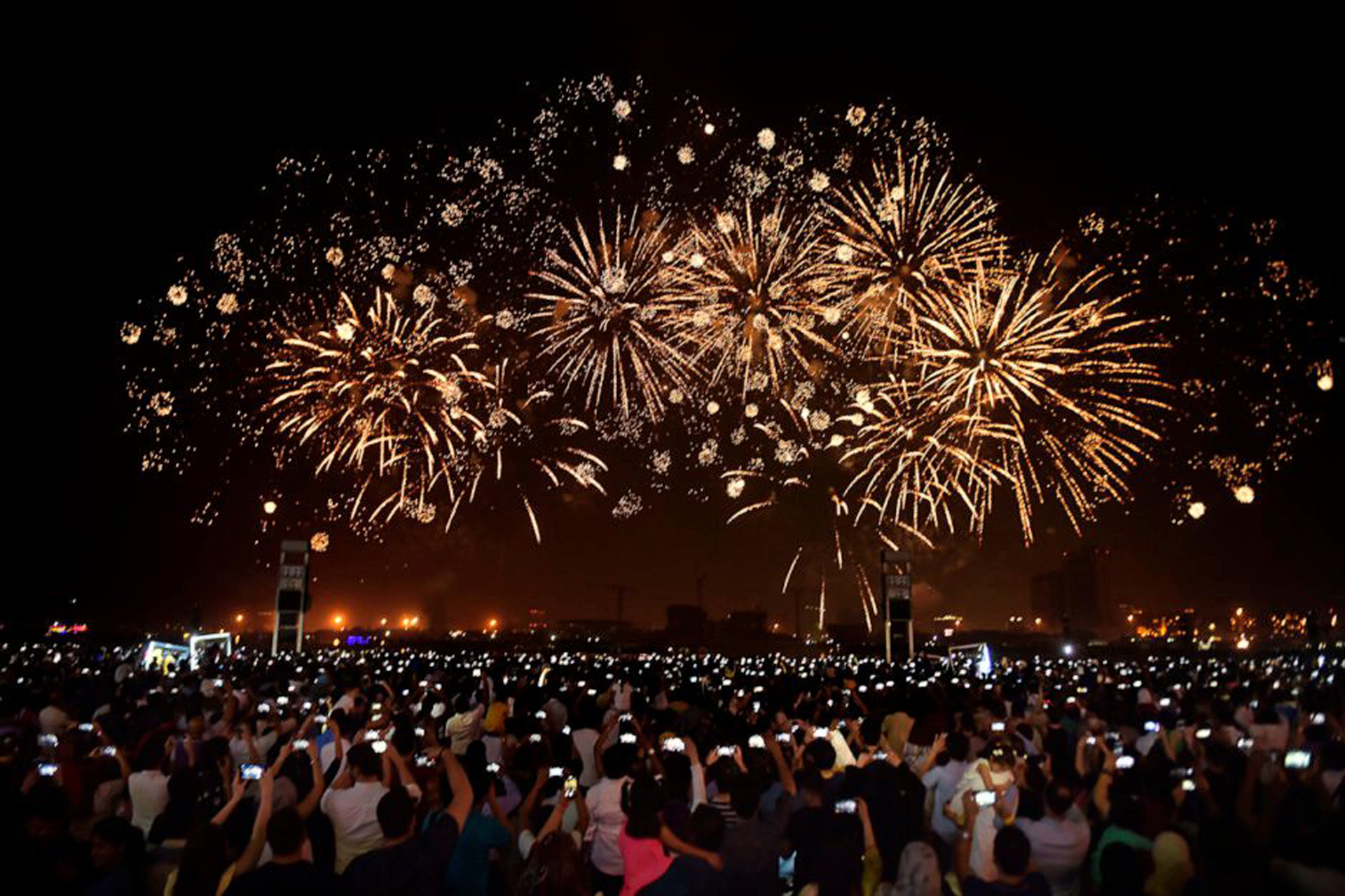 Spectacular firework displays planned for Eid alFitr across Dubai