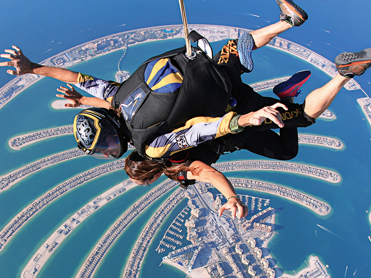 https://www.timeoutdubai.com/cloud/timeoutdubai/2022/06/01/Skydive-Dubai.jpg
