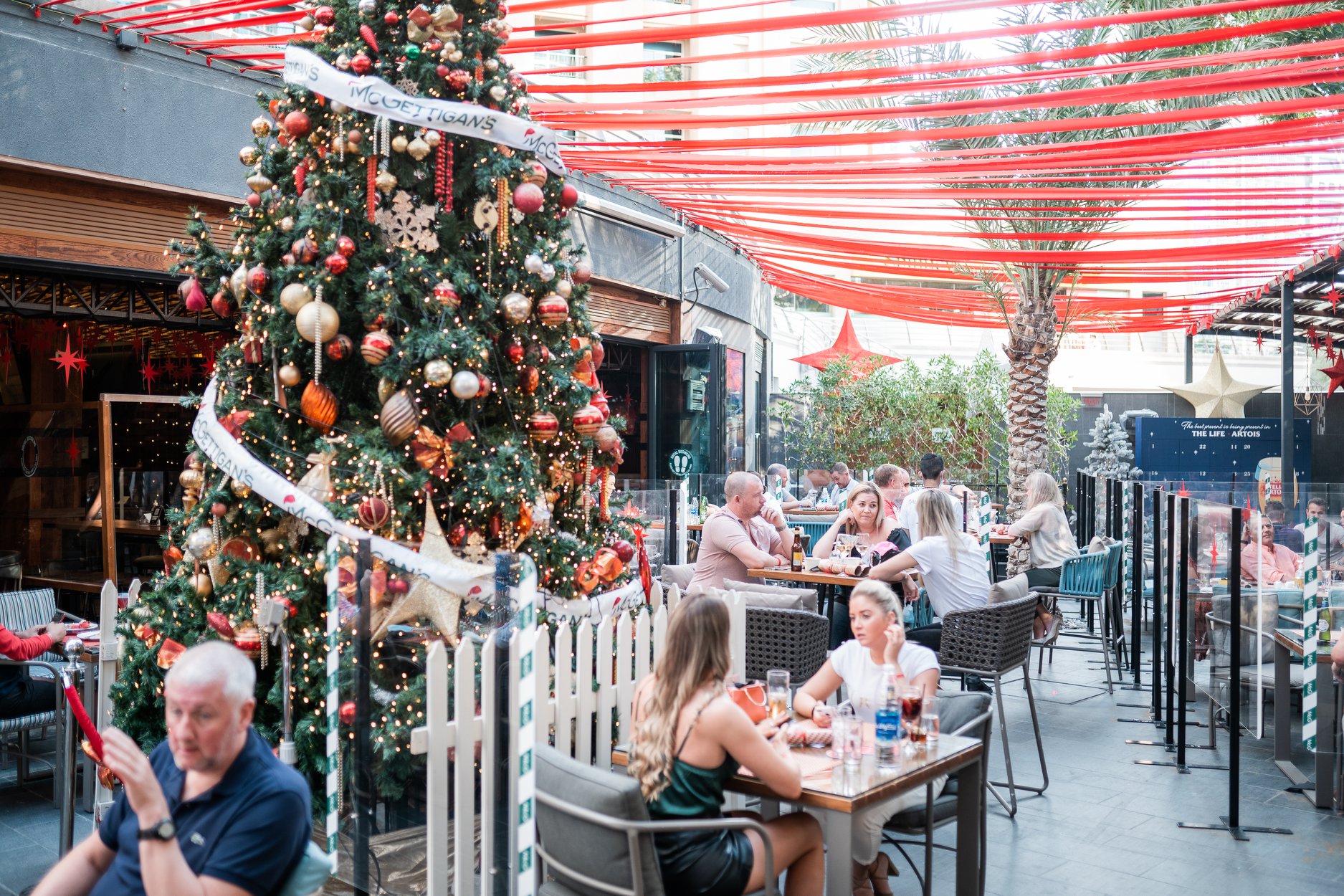 There are two (Christmas) cracker brunches coming to town this month ...