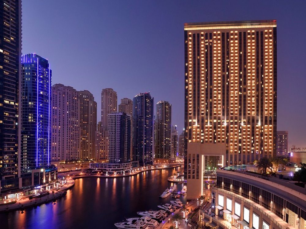 jw hotel dubai marina