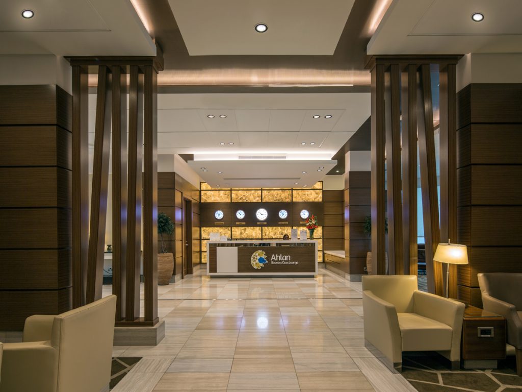 Things to do at Dubai International Airport: Ahlan Business Class Lounge