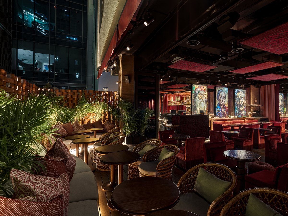 Alma Bar In Dubai 