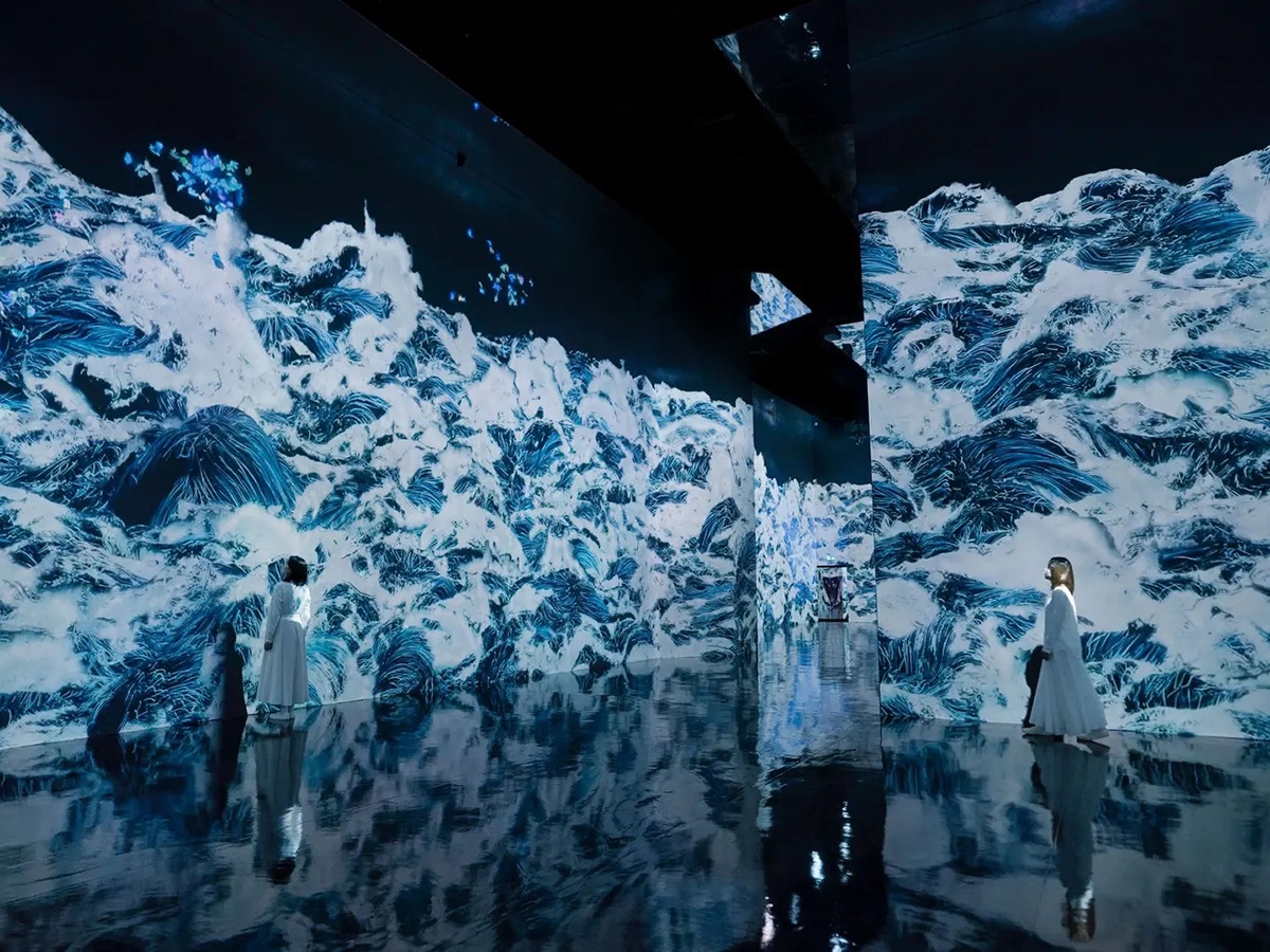 Japanese digital art museum teamLab Borderless opens in Saudi Arabia ...