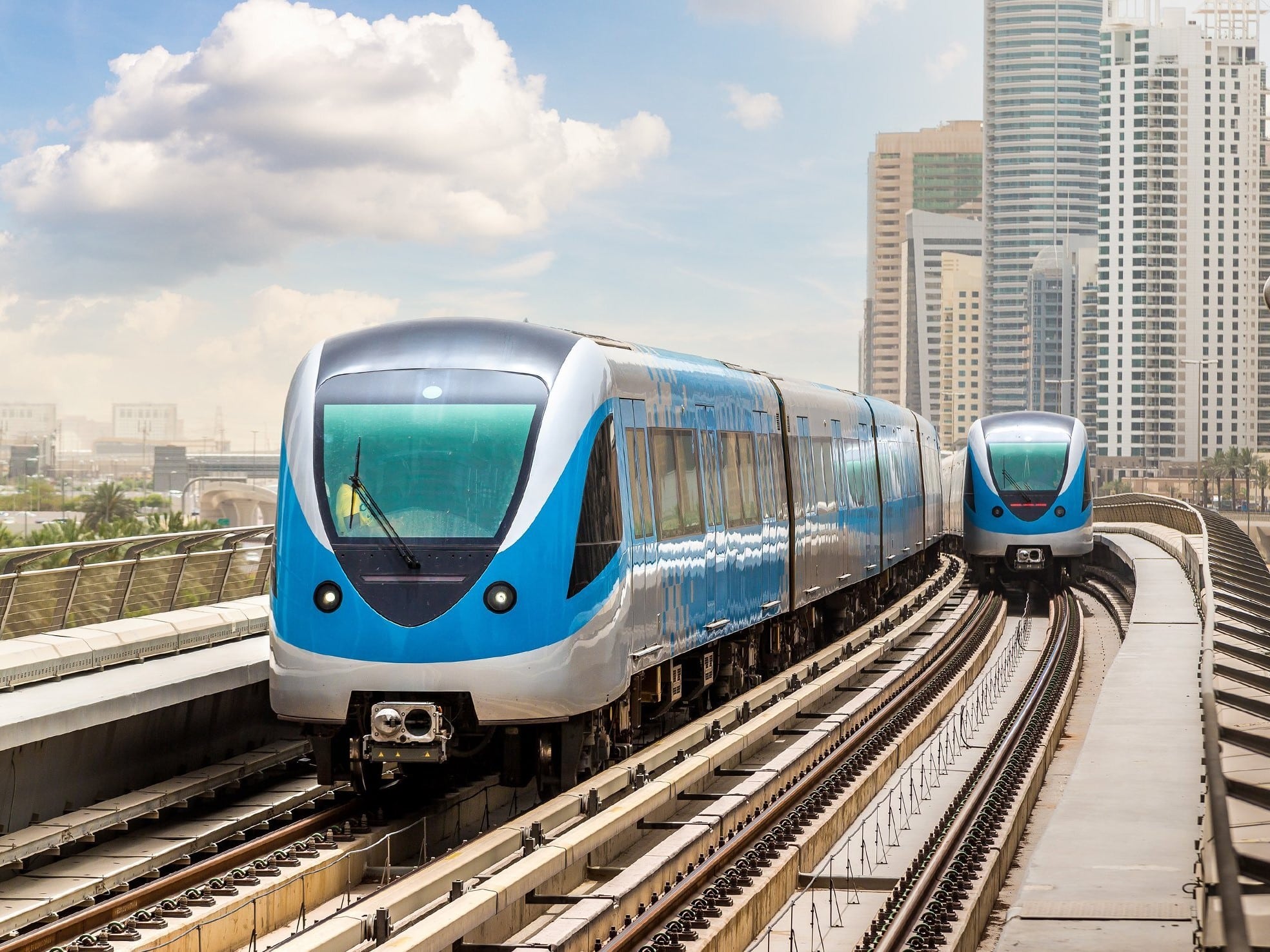 Dubai Metro: You now need a separate train towards UAE Exchange and ...