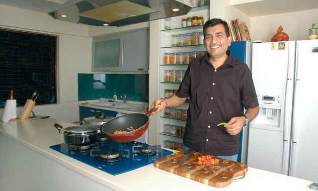 Sanjeev Kapoor In Dubai Restaurants Time Out Dubai   Sanjeev0424 1 Base 