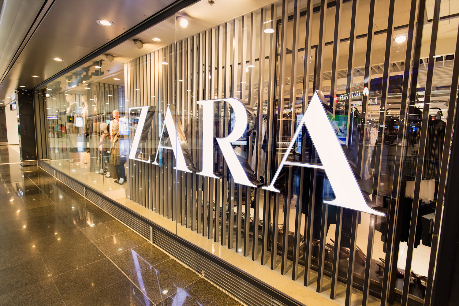 Zara Uae Zara Launches Online Shopping In The Uae Shopping