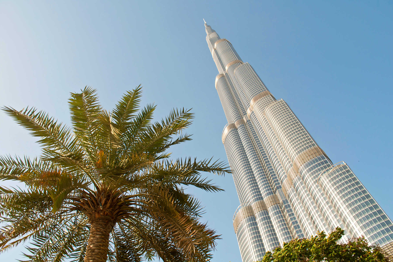 Dubai's Burj Khalifa turns into world's tallest donation box | Ramadan